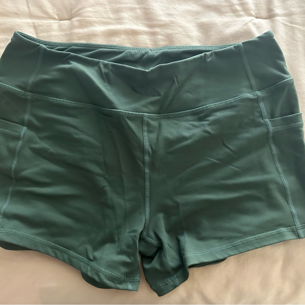 Born primitive mid rise shorts